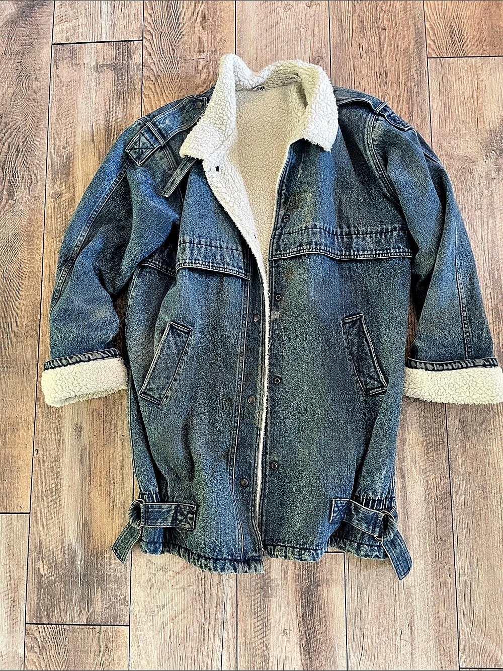 Vintage Sherpa-Lined Denim Jacket Size Large